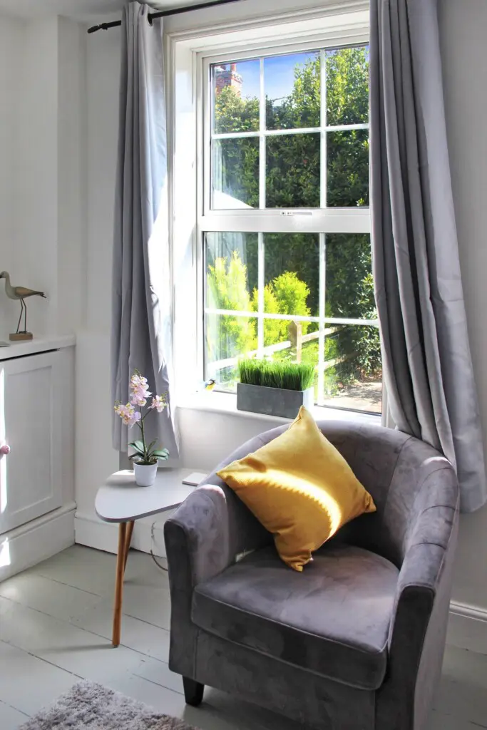 511301b9 551f 4832 bb3b e99ef3b36b36