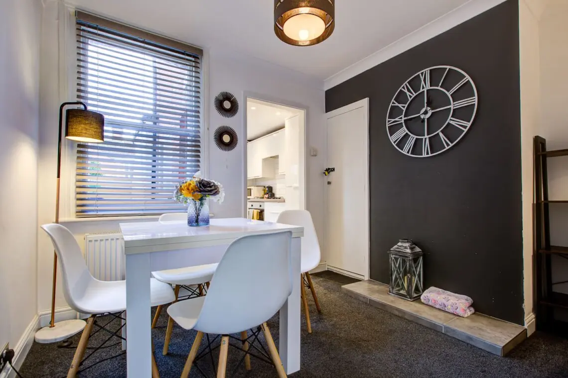 7bb59dd5 9575 4d07 bf11 1ddb33606a31