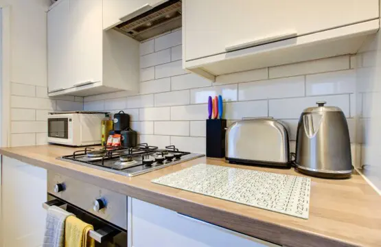 9e9b8fe2 743d 48ae 85ad cc25c4e9132b