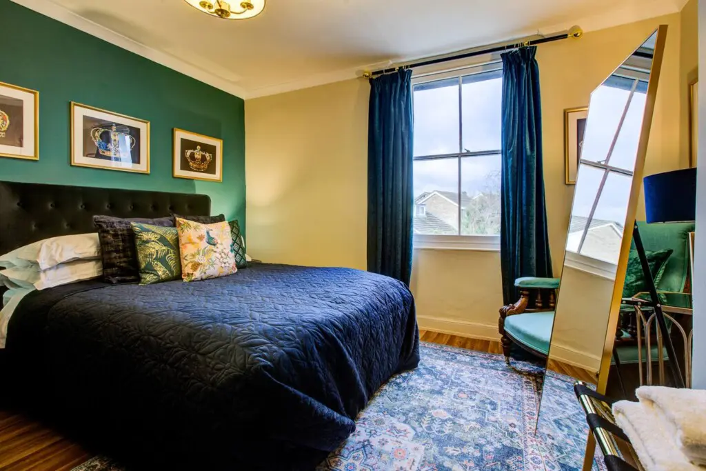 bf174089 5946 4c53 a837 e0aeaaf6f47a