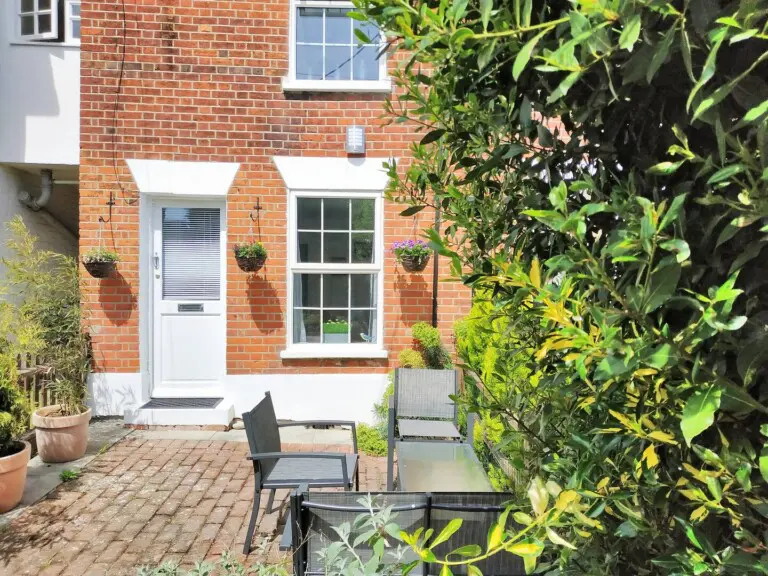 cddda975 5a80 4299 bfc3 6e9c37123641