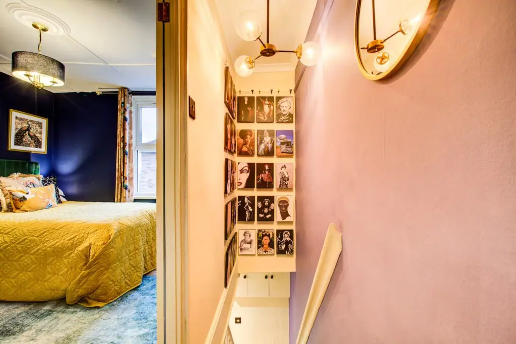 f7ee03b6 4612 4096 8029 375f25aa566e