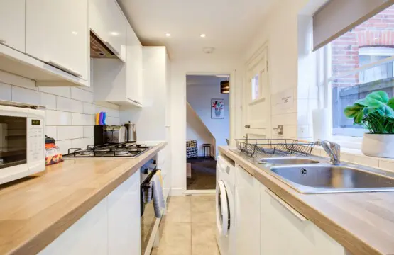 06fb30e2 f9cd 471d acf2 9bba4758203f