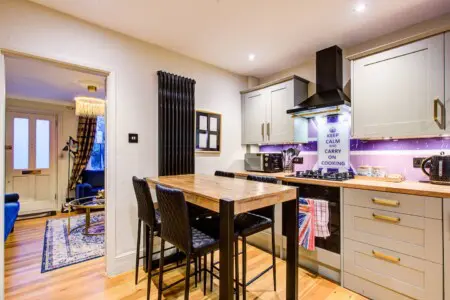 2b7214c7 95d9 4fab 984c 9932ceefcd81