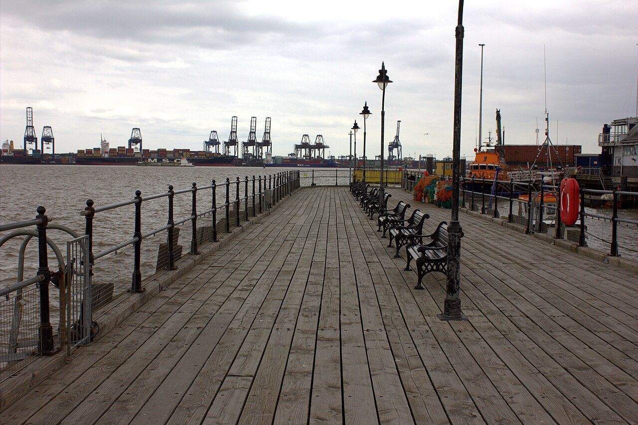 essex walking holidays - Ha'penny Pier, Harwich