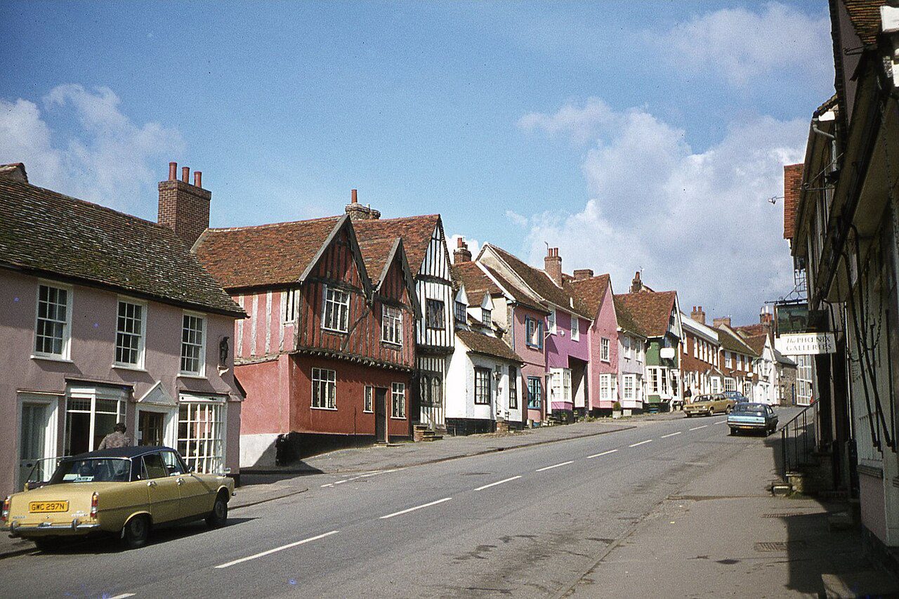 suffolk day trips from colchester - Lavenham, Suffolk - The A1141 through village