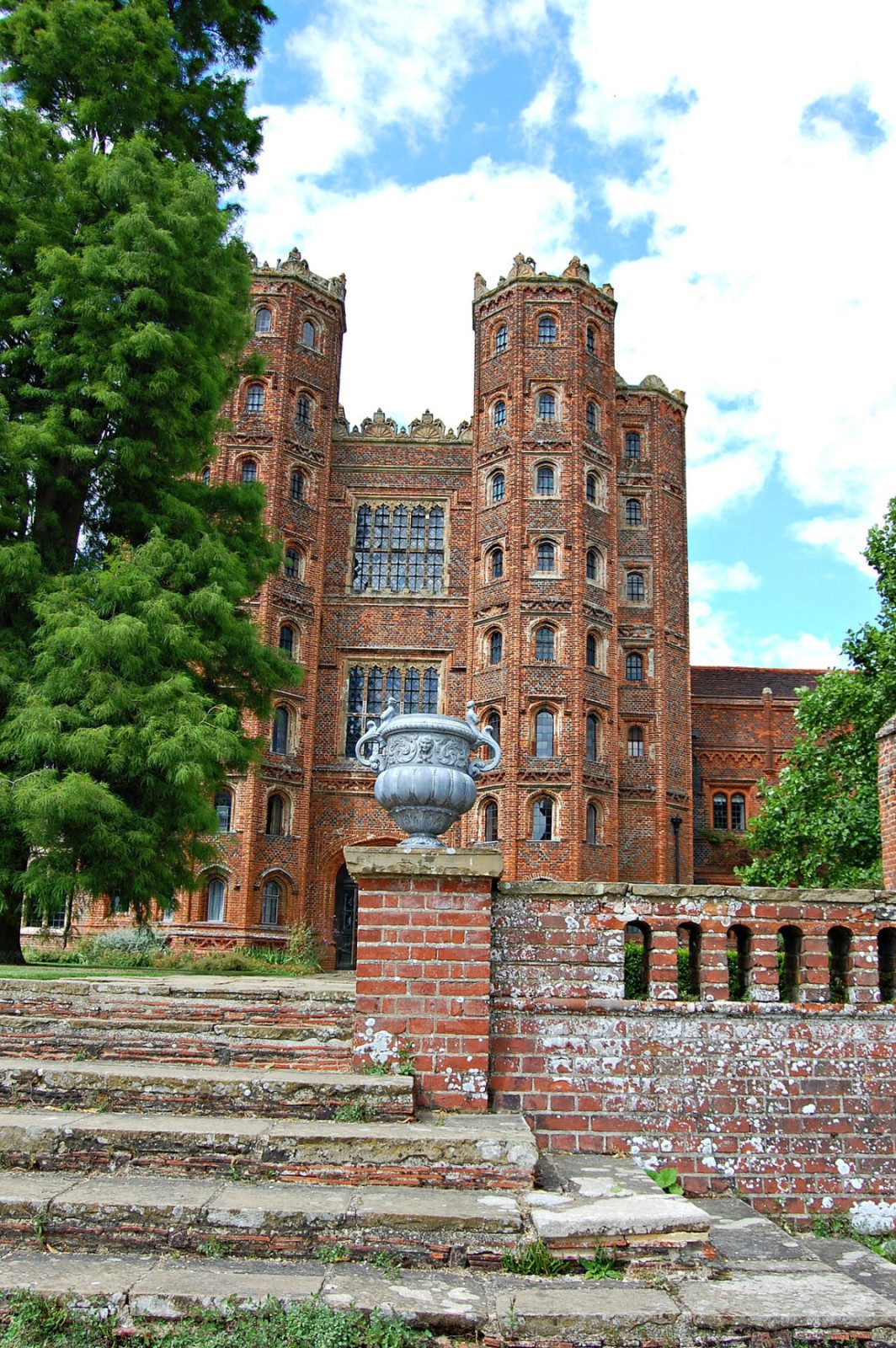 layer marney tower visit - Layer Marney Tower (geograph 3609745)