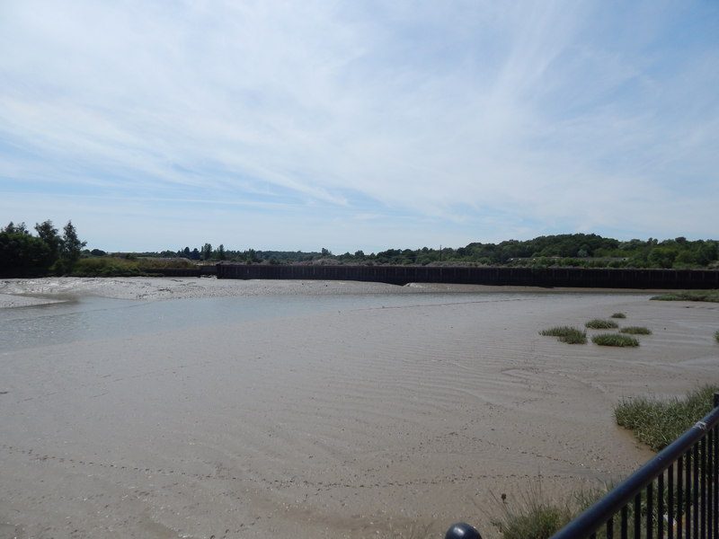 dog friendly cottages essex - River Colne from West Quay, Wivenhoe