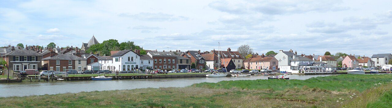wivenhoe ferry - Rowhedge Essex UK - View from River Bank Opposite in Wivenhoe