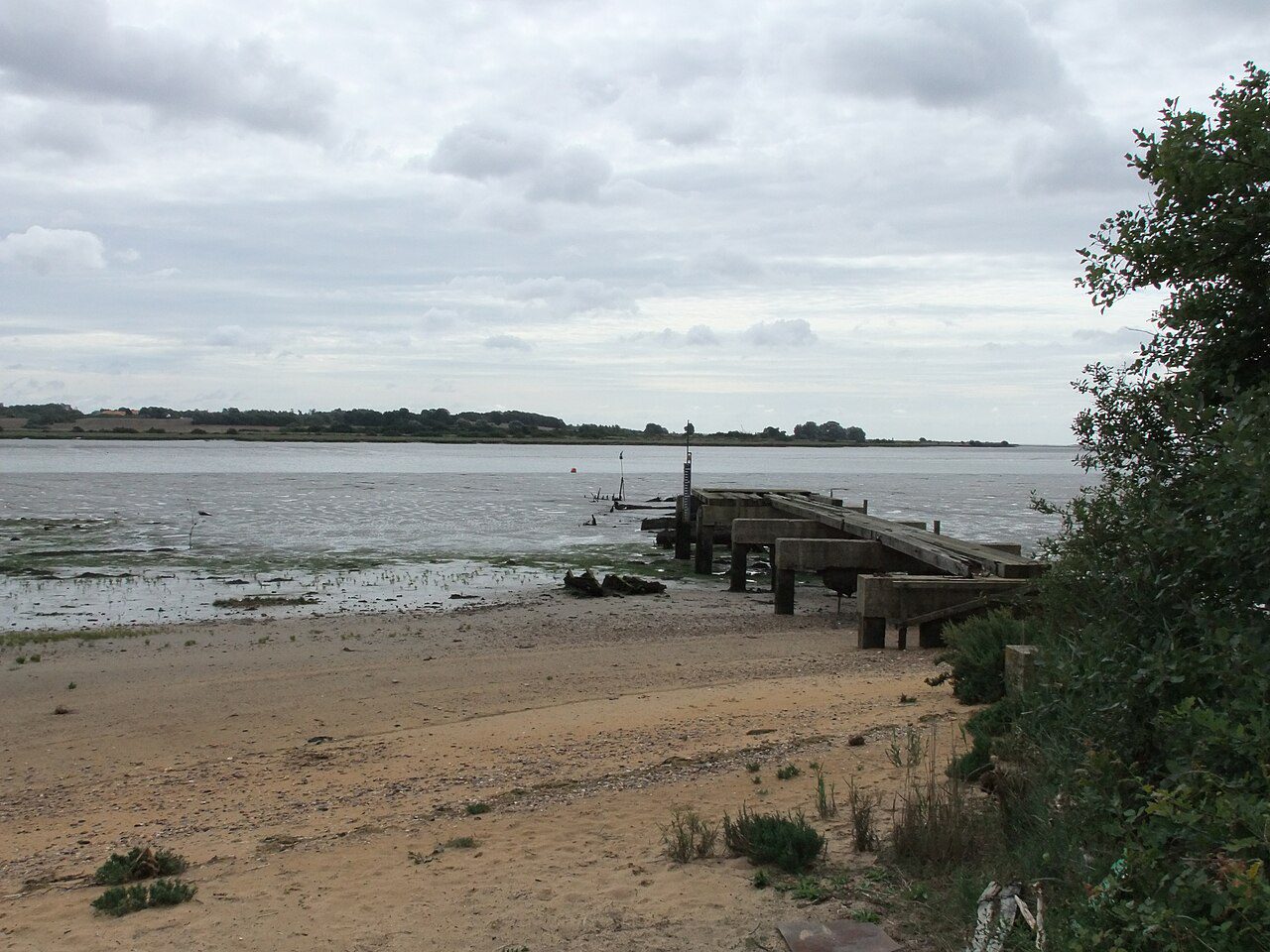 fingringhoe wick nature reserve - The Jetty at Fingringhoe Wick Nature Reserve