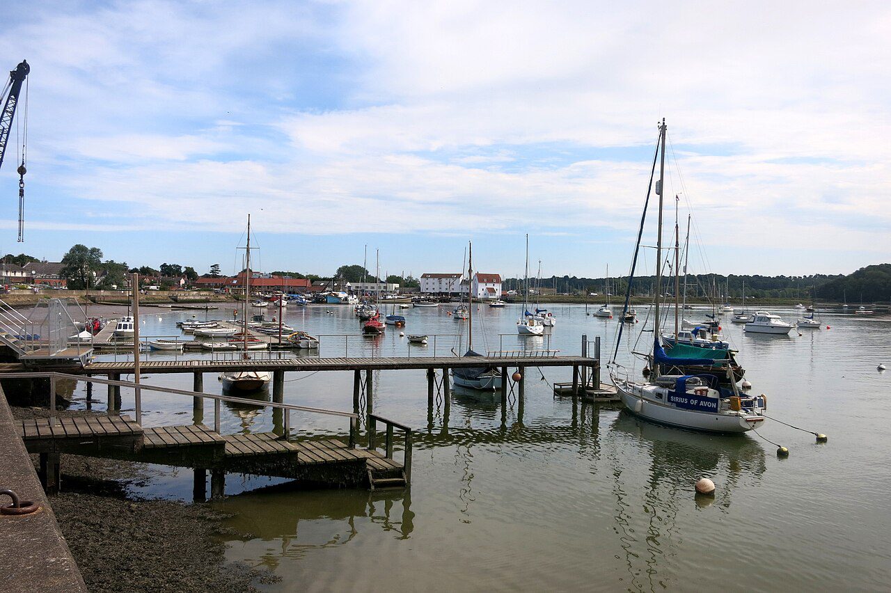 dog friendly days out suffolk - Woodbridge Waterfront